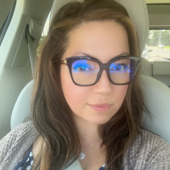 Meet your Posher, Natalia - Picture 6 of 6